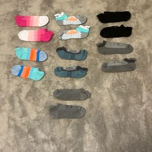 BALEGA pack of 7 socks sizes medium and large